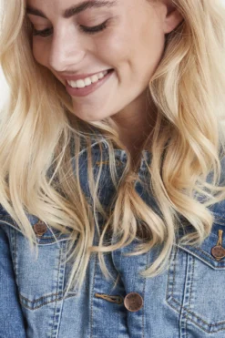 Pzsira - Spijkerjas - Light Blue Denim 12 Pzsira - Spijkerjas - Light Blue Denim -Tamaris Verkoopwinkel 071adf2aae2e4d7eb3e188560dd5a5eb scaled