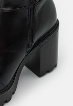 Even&Odd Laarzen Met Hoge Hak - Black 11 Even&Odd Laarzen Met Hoge Hak - Black -Tamaris Verkoopwinkel 17e2db00c03e410bbb17ba32c8a9a8de