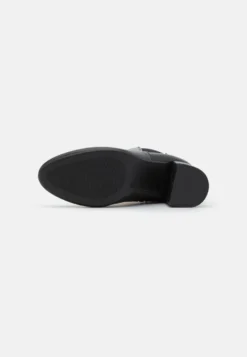 Anna Field Korte Laarzen - Black -Tamaris Verkoopwinkel 1e8bd80d6abb4d31b256208a85df1a2f scaled