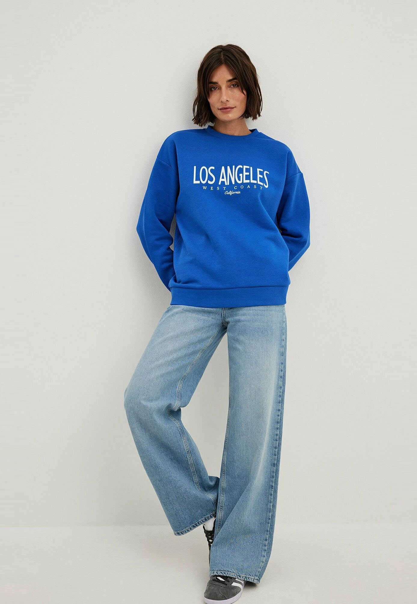NA-KD Mit Stadt-Aufdruck - Sweater - Blue 2 NA-KD Mit Stadt-Aufdruck - Sweater - Blue - Afbeelding 2