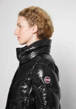 Colmar Originals Ladies Jackets - Gewatteerde Jas - Black -Tamaris Verkoopwinkel 28fa7e5e3eed4b618a826e53a09f88cd scaled