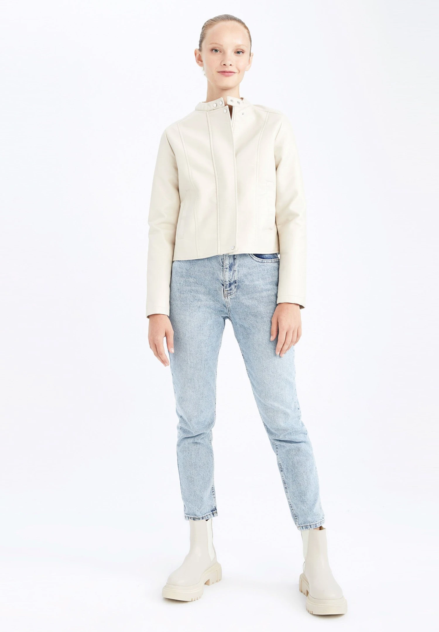 DeFacto Regular Fit - Imitatieleren Jas - Beige 2 DeFacto Regular Fit - Imitatieleren Jas - Beige - Afbeelding 2