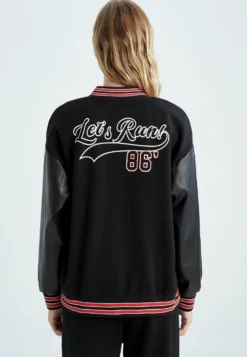 DeFacto Bomberjacks - Black 6 DeFacto Bomberjacks - Black -Tamaris Verkoopwinkel 3c522165f831402a8d12aff8c67bb9cd scaled