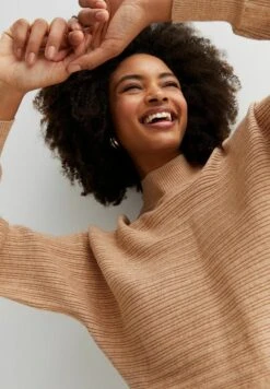 New Look Trui - Camel -Tamaris Verkoopwinkel 42968d36923e49698227a64da1e684ae