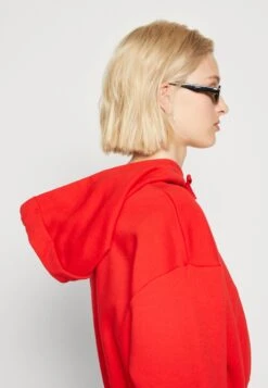 Nike Sportswear Club Crop - Sweater - University Red/White -Tamaris Verkoopwinkel 489979012a8448b9bba785894bf118fd