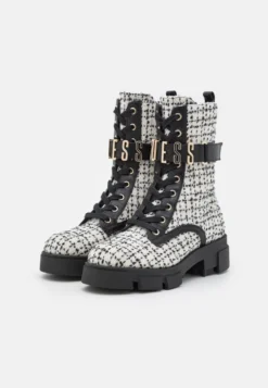Guess Madox - Veterboots - Black/White -Tamaris Verkoopwinkel 493588aa4679498baa270c35bb008123 scaled