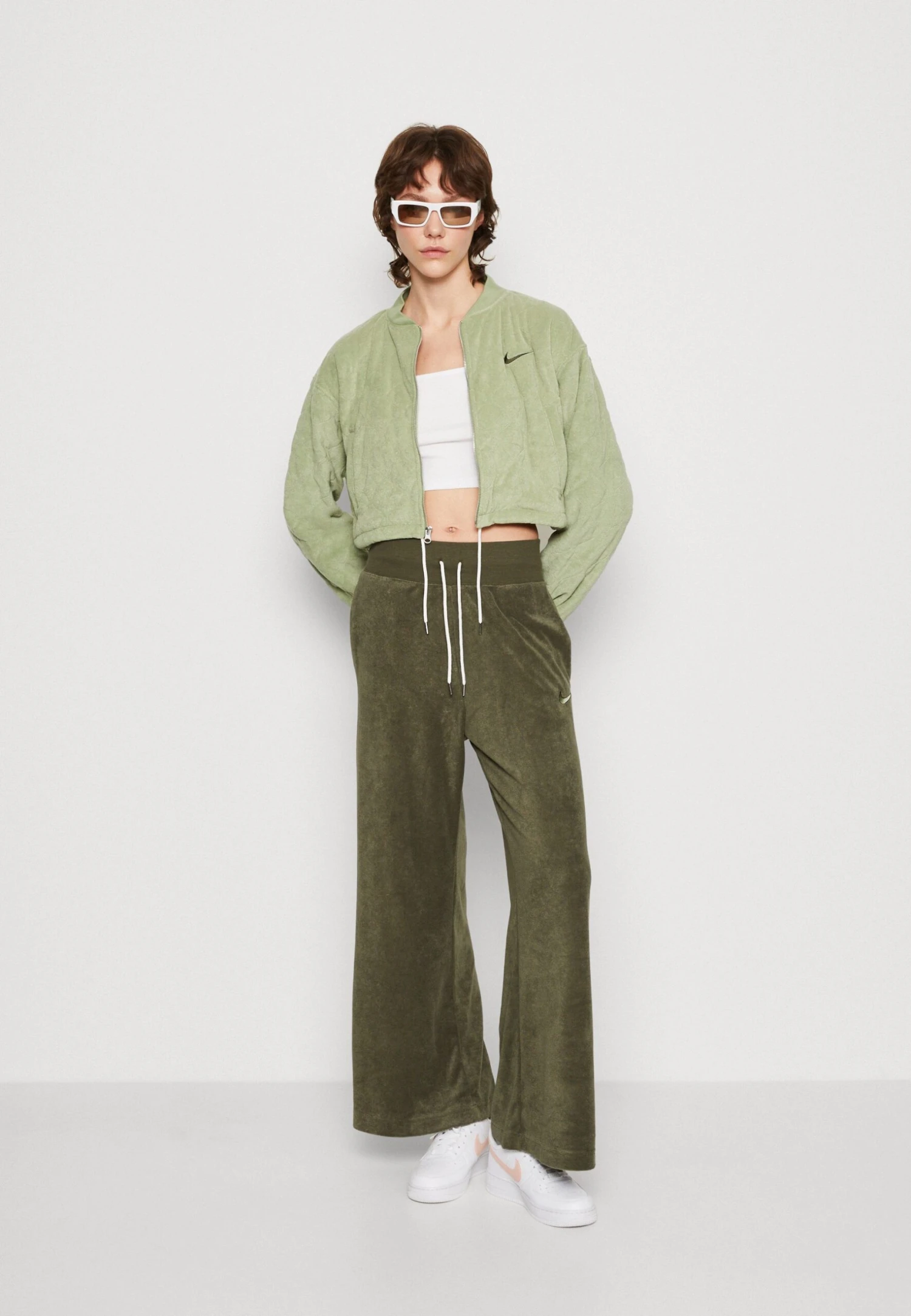 Nike Sportswear Bomberjacks - Oil Green/Cargo Khaki 2 Nike Sportswear Bomberjacks - Oil Green/Cargo Khaki - Afbeelding 2