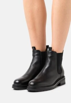 Pavement Luca - Snowboots- Black