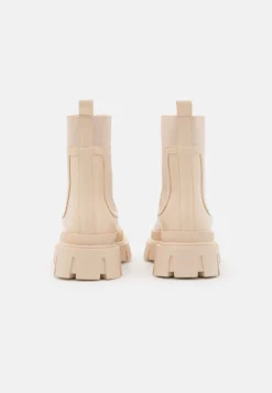 Raid Clovia - Enkellaarsjes Met Plateauzool - Ecru -Tamaris Verkoopwinkel 54b459d5ce8645fbb6edf1d48afd41ed scaled