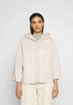 Caliga - Lichte Jas - Sabbia