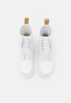Dr. Martens Vegan 1460 Bex Mono Unisex - Veterboots - Optical White -Tamaris Verkoopwinkel 6c88c740670e4ccab1f2bcb8b22ae40e scaled