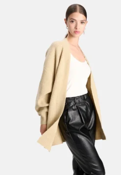 Vest - Brown -Tamaris Verkoopwinkel 6d1a6ba4e89d429e9e91aff054616a17