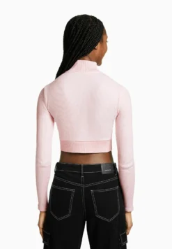 BERSHKA With Embroidery - Vest - Light Pink -Tamaris Verkoopwinkel 6e173be93be7462097d62f64999da627 scaled