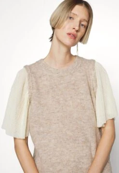 MUNTHE Devoted - Trui - Creme -Tamaris Verkoopwinkel 8077ed6a61df4b10b902711e32693de0