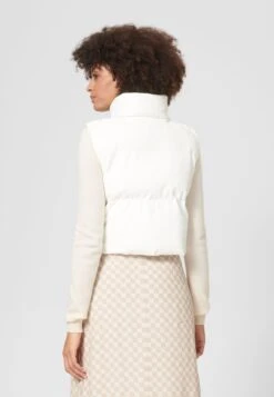 Kurze Stepp - Bodywarmer - Wollweiß -Tamaris Verkoopwinkel 89065eabf6d543019dbc320d7e93042c