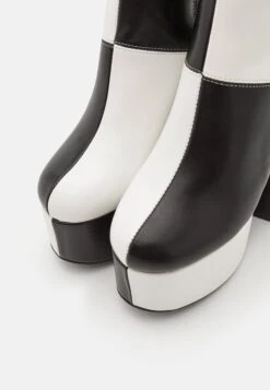 Lamoda Runway - Laarzen Met Hoge Hak - Black/White -Tamaris Verkoopwinkel a7a26b0cea7841f28ebd46d5678aa17d