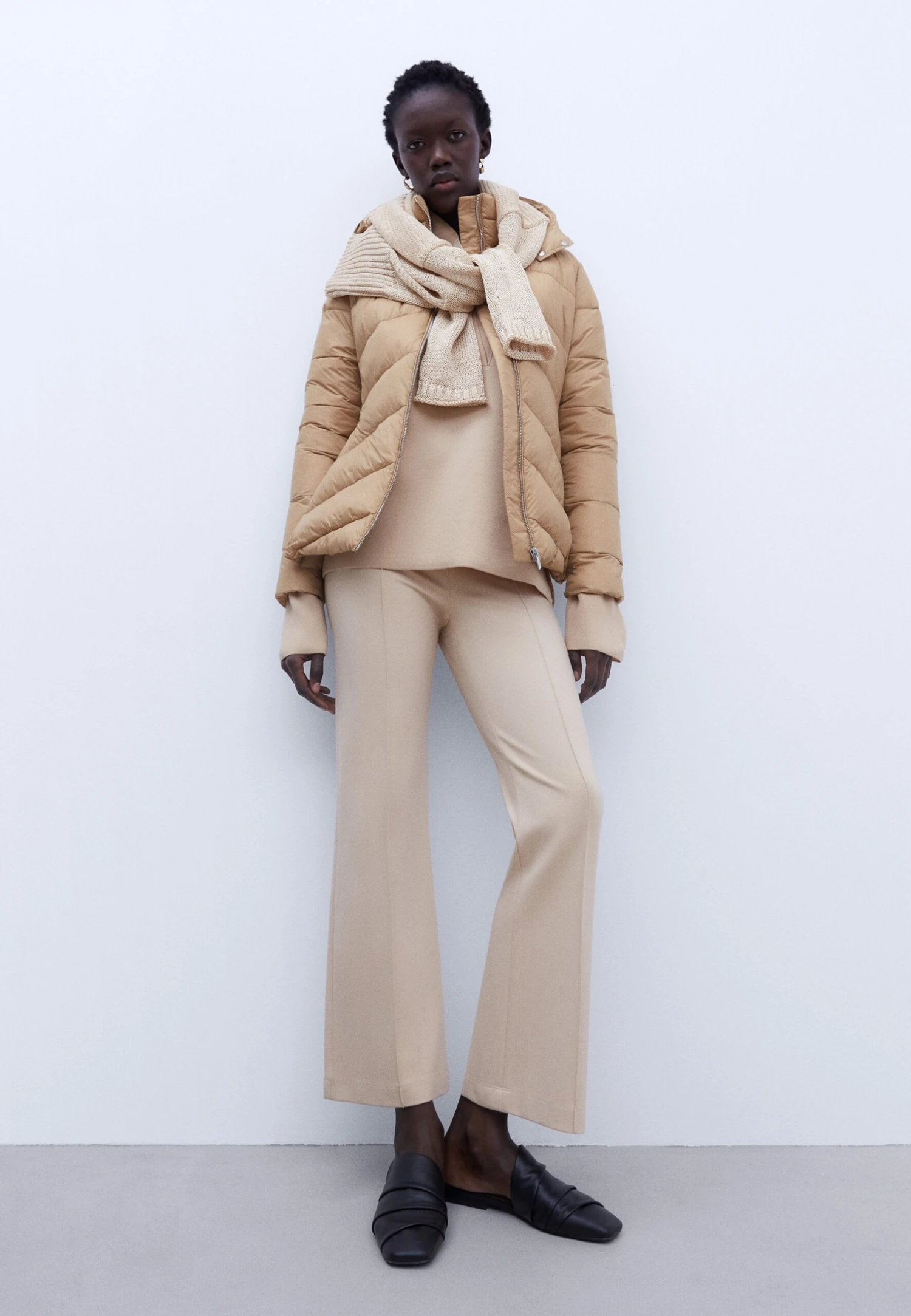 ADOLFO DOMINGUEZ Padded - Winterjas - Camel 1 ADOLFO DOMINGUEZ Padded - Winterjas - Camel