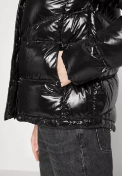 Colmar Originals Ladies Jackets - Gewatteerde Jas - Black -Tamaris Verkoopwinkel b2b6f6adc5b348d19d75fc0f196abe1e scaled