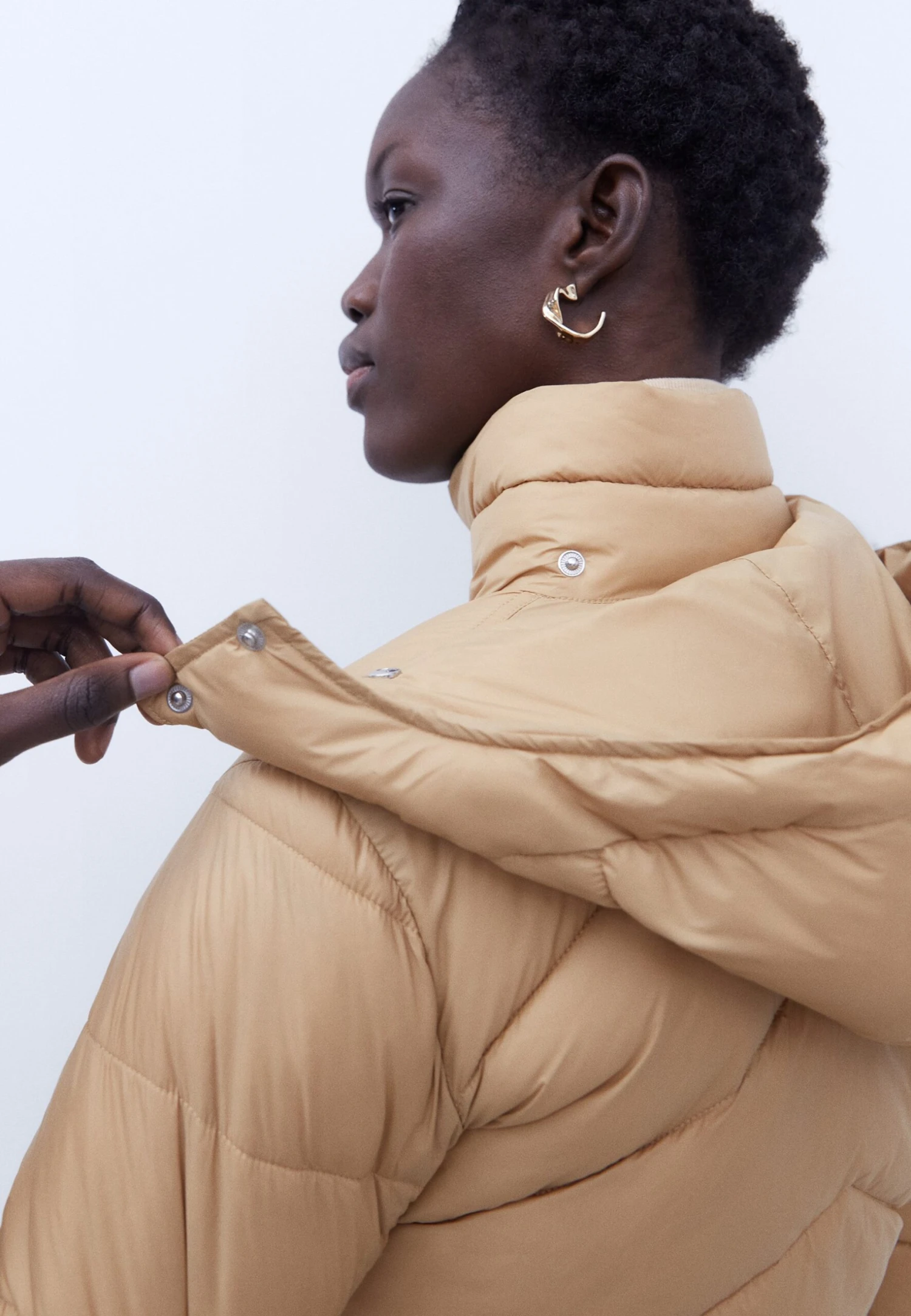 ADOLFO DOMINGUEZ Padded - Winterjas - Camel 4 ADOLFO DOMINGUEZ Padded - Winterjas - Camel - Afbeelding 4