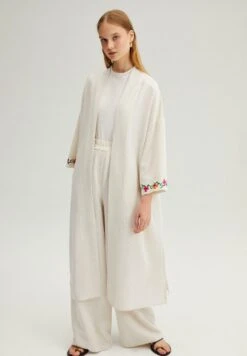 Embroidered Set - Broek - Beige -Tamaris Verkoopwinkel c8236c78701944978355f85ceecafe74