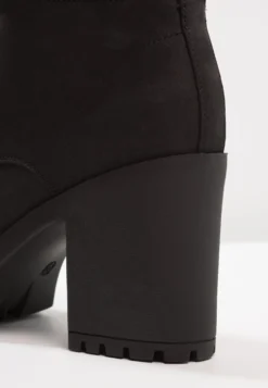 Even&Odd Enkellaarsjes Met Hoge Hak - Black -Tamaris Verkoopwinkel c963c136c0ef4adf85aca24909d1d399