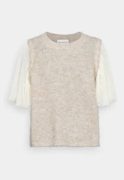 MUNTHE Devoted - Trui - Creme -Tamaris Verkoopwinkel c9ab1a2f37f44264b0cb759551977cd3 scaled