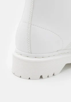 Dr. Martens Vegan 1460 Bex Mono Unisex - Veterboots - Optical White -Tamaris Verkoopwinkel cfe6e0c0c3ee4dfca6280afd35d4f168 scaled