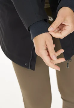 Whistler Regenjas - Phantom -Tamaris Verkoopwinkel d27be79ffce345b48f4b894d131e571f scaled