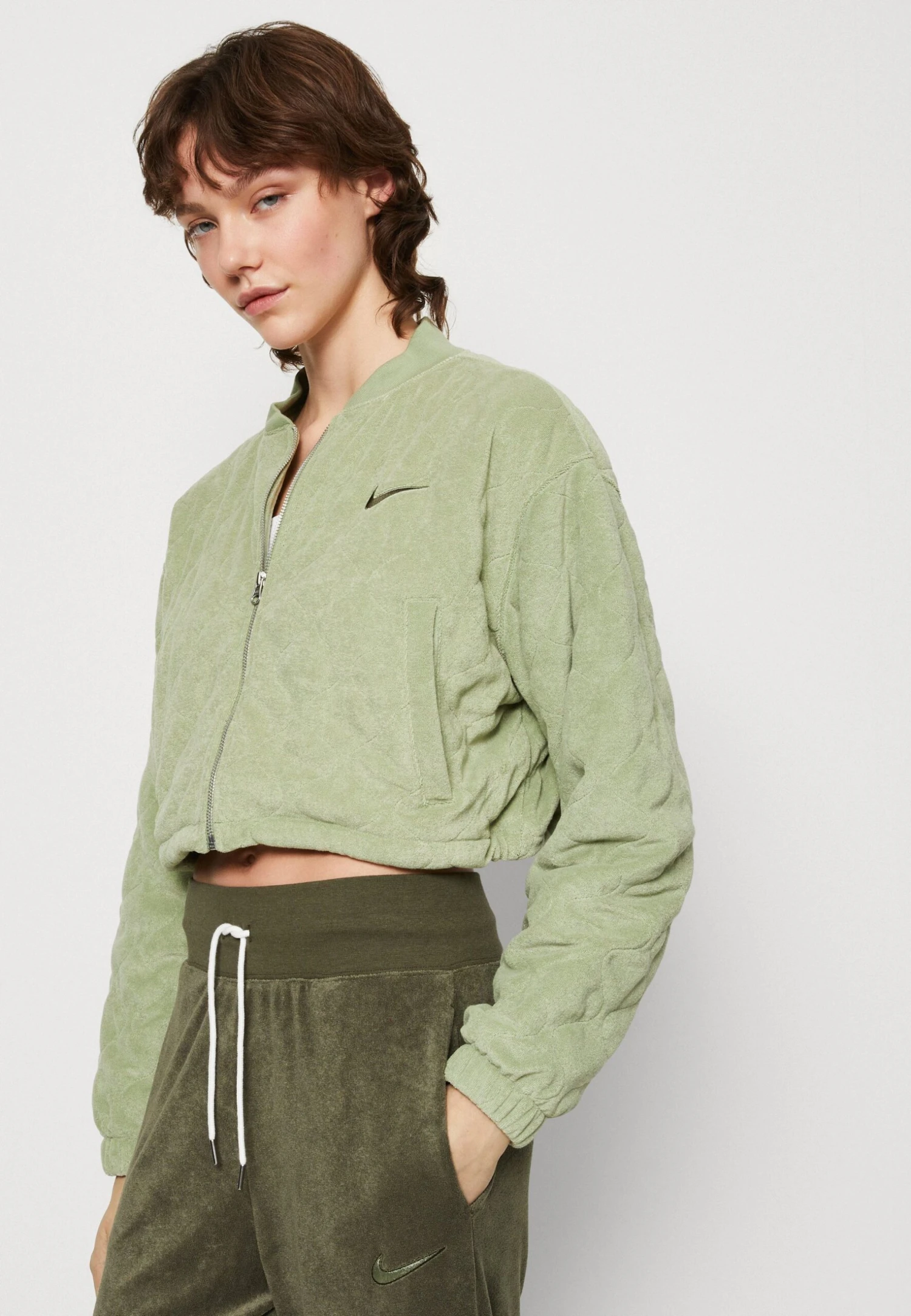 Nike Sportswear Bomberjacks - Oil Green/Cargo Khaki 4 Nike Sportswear Bomberjacks - Oil Green/Cargo Khaki - Afbeelding 4