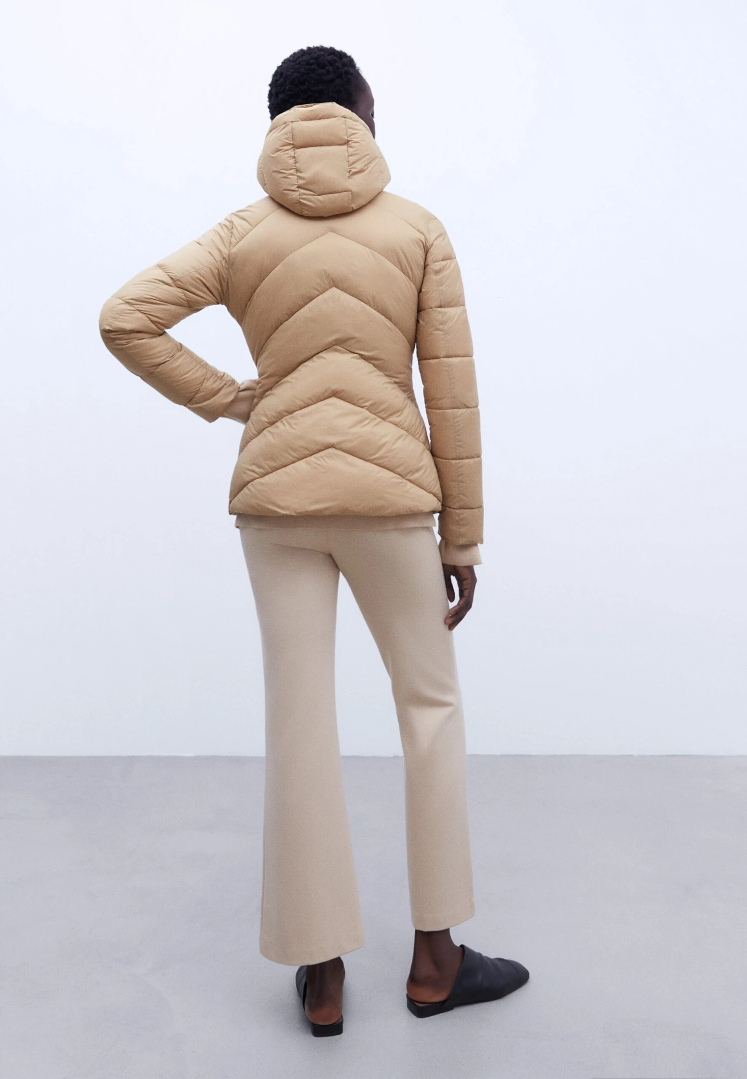 ADOLFO DOMINGUEZ Padded - Winterjas - Camel 3 ADOLFO DOMINGUEZ Padded - Winterjas - Camel - Afbeelding 3