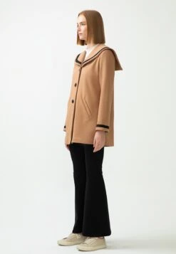 Halflange Jas - Beige 8 Halflange Jas - Beige -Tamaris Verkoopwinkel e4274203764046ea8e0e17c8bd0aa849