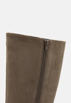 Laarzen Met Hoge Hak - Taupe 11 Laarzen Met Hoge Hak - Taupe -Tamaris Verkoopwinkel e81bd88b5d344dd7b4aa0460dd393a35 scaled