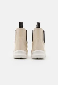 ILSE JACOBSEN Regenlaarzen - Milk Creme 9 ILSE JACOBSEN Regenlaarzen - Milk Creme -Tamaris Verkoopwinkel ea3384a5c7844b6ba03f93c4c66690eb