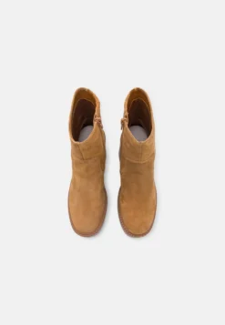 Aldo Myrelle - Enkellaarsjes Met Plateauzool - Brown -Tamaris Verkoopwinkel fd2e72a8d55c4341969893283b0074ef scaled